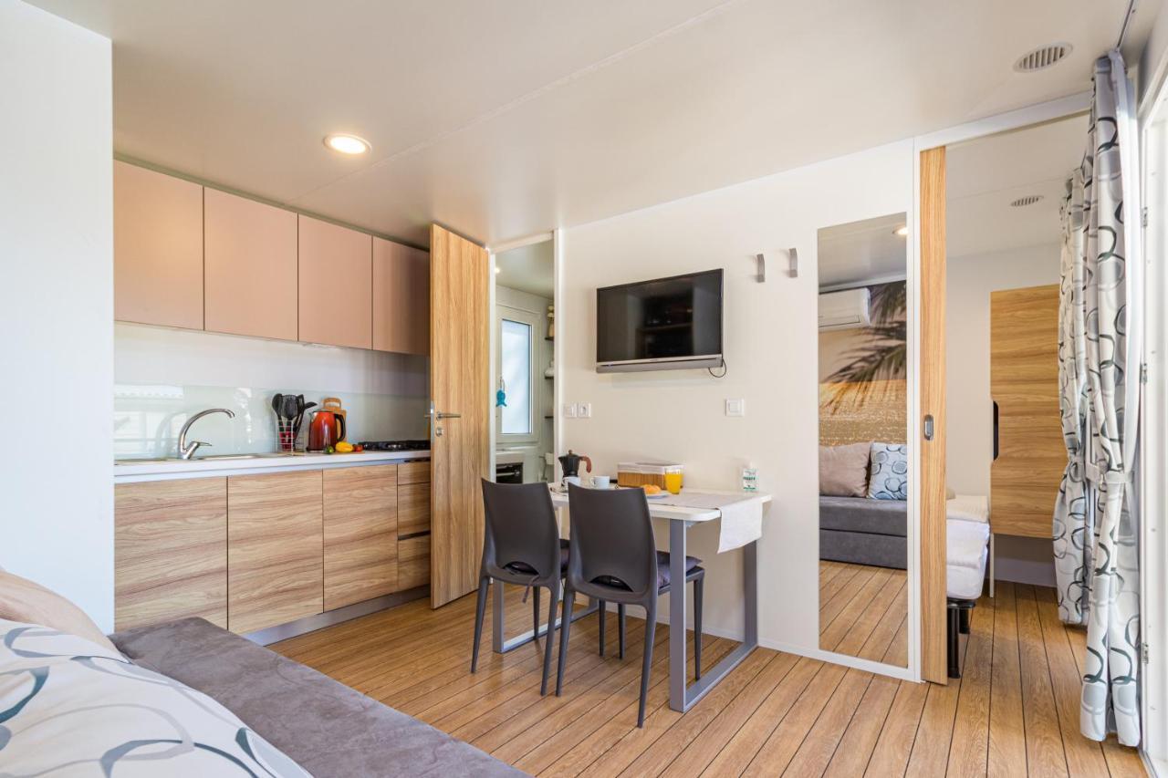 Hemy Casa - Lux Mobile Homes Rovinj Exterior foto